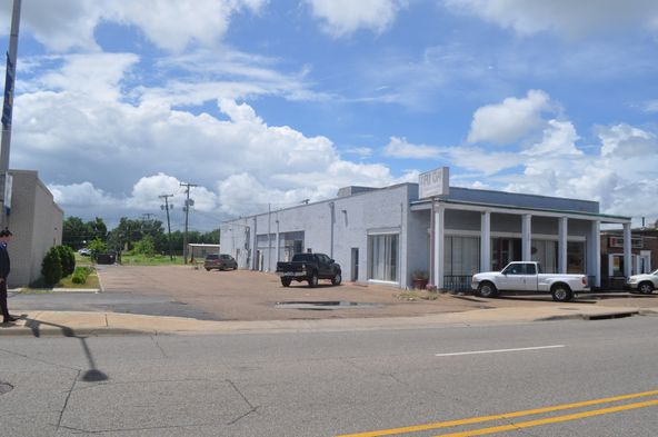 110 N Missouri St, West Memphis, AR 72301